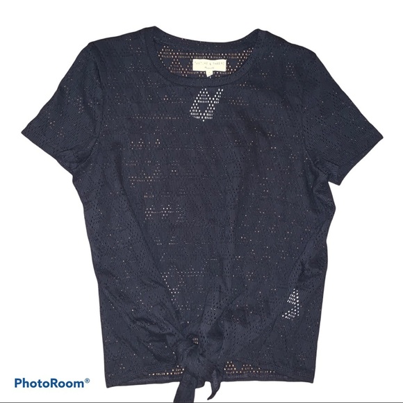 Madewell Black Modern Tie-Front Tee in Geo-Eyelet size Medium - Picture 4 of 11